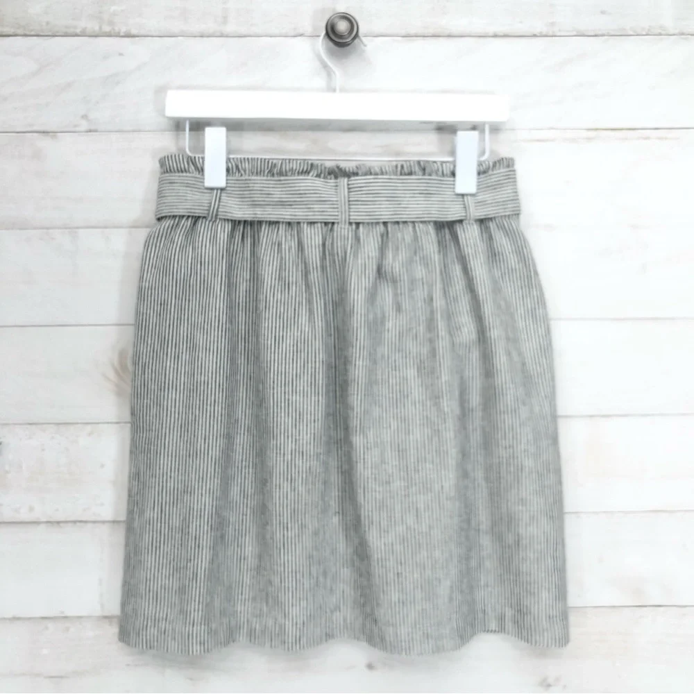 J. Crew Paper Bag Skirt • Sz M • White with Black Pinstripes • EUC - Picture 3 of 12